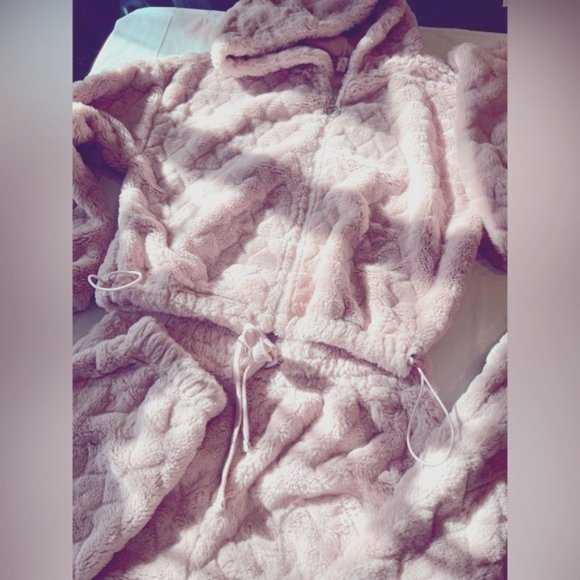 NWOT SET of [Crave Fame] Pink Sherpa Heart Print Zip-Up Hoodie & Pant - Sz M - Picture 6 of 9